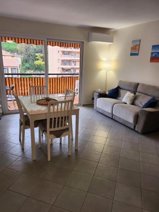 Appartement Ambassadeur 멍똥 외부 사진